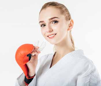 At Auburn Centre Dental in Waterloo, ON, offers professional grade oral appliancesr